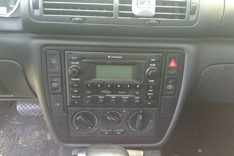 Volkswagen Passat Stereo Radio | Used Car Parts